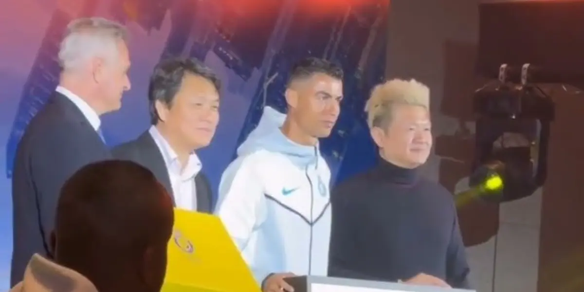 Cristiano Ronaldo met an old Manchester United teammate in Al Nassr's tour in China.