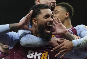 Douglas Luiz scored a late goal from the penalty spot to seal the Aston Villa's 3-2 win over Burnley.