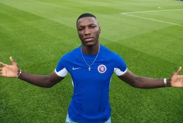 The Ecuadorian national team midfielder gave details about his first days in England, his time at Brighton and his arrival at Chelsea.